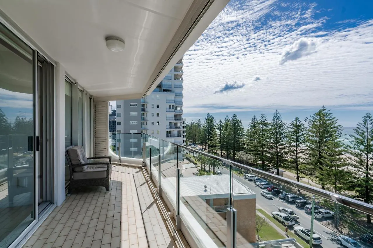 Cashelmara Beachfront Apartments Gold Coast 4*,